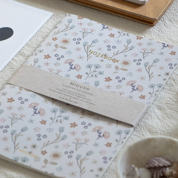 מחברת תפורה - Spring Small Flowers