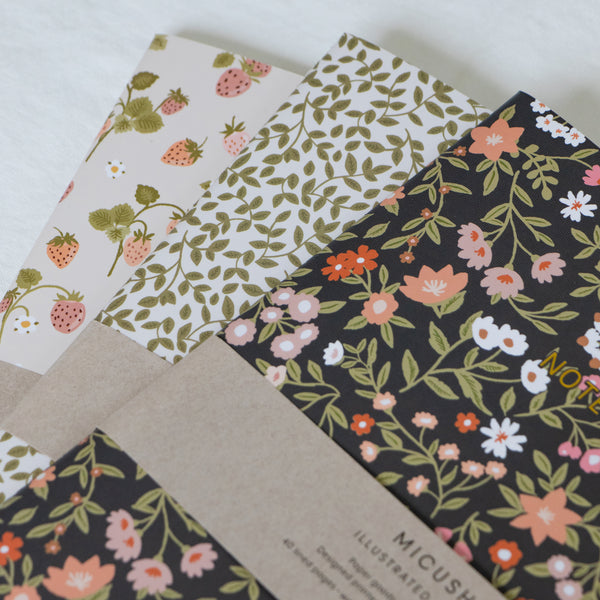 מחברת תפורה - Green Leaves