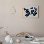 הדפס - Botanical silhouette - Monstera Obliqua