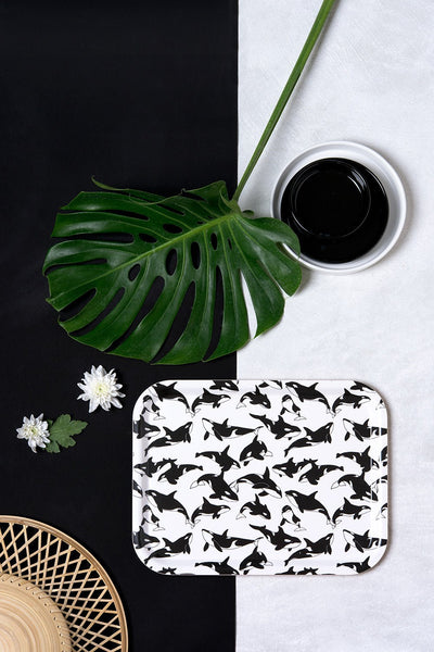 מגש עץ - Black and White Orcas Pattern