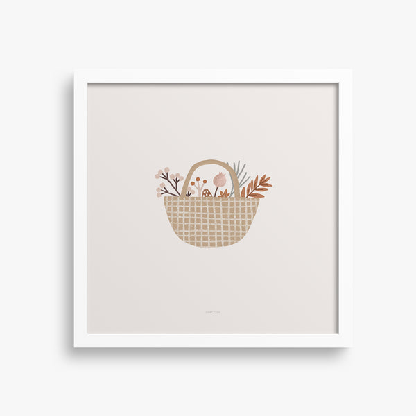 הדפס - Basket with treasures
