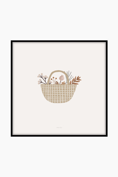 הדפס - Basket with treasures