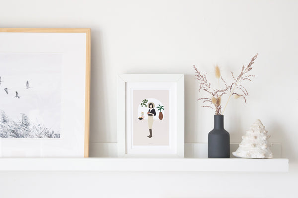 גלויה - Modern Women - Bistro