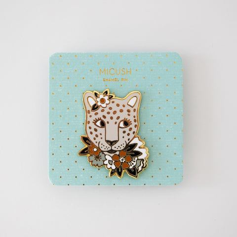 סיכת דש - יגואר